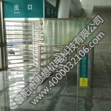 江宁站矩形半高单向门组合